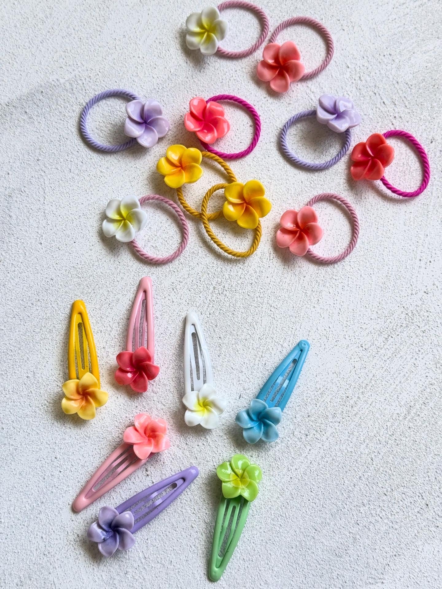 FRANGIPANI HAIR ACCESSORIES
