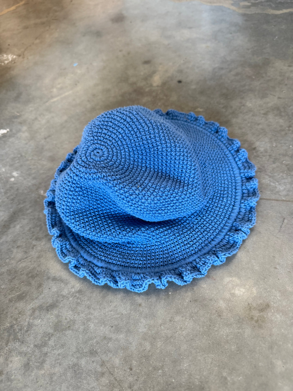 Baby frill hat