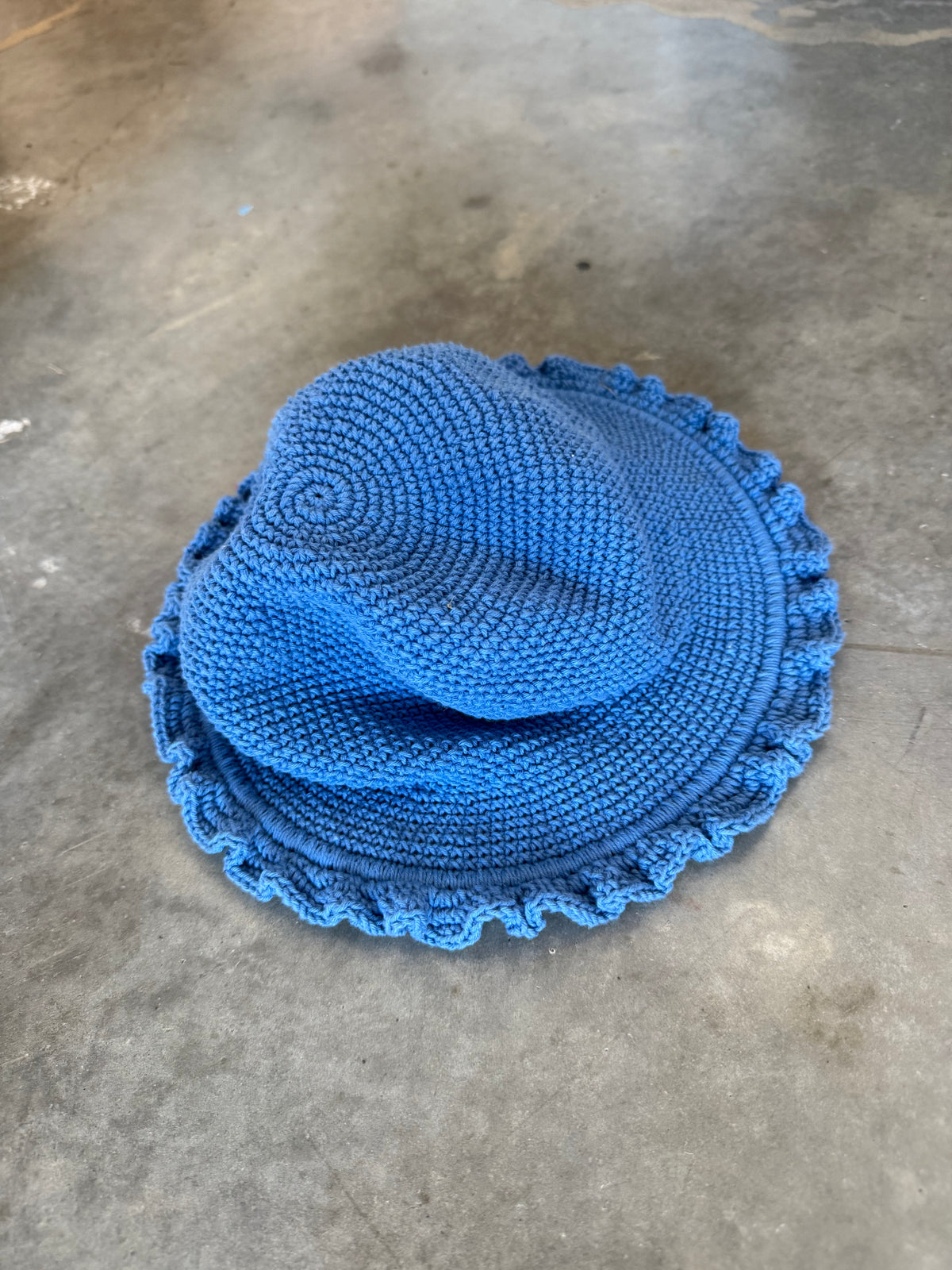 Baby frill hat