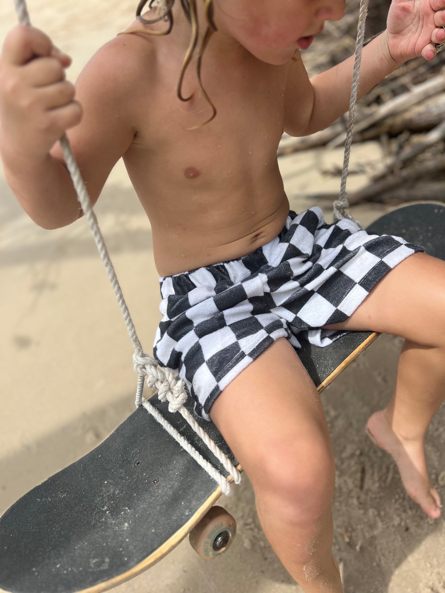 TERRY CHECKERBOARD SHORTS