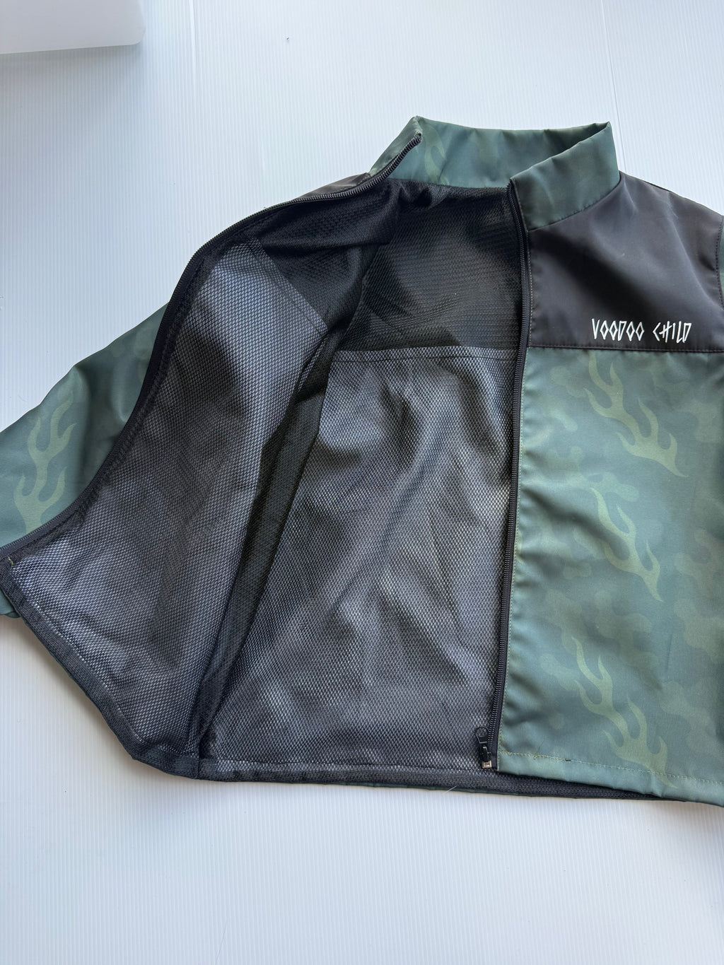 SIZE 6 CAMO RAINJACKET