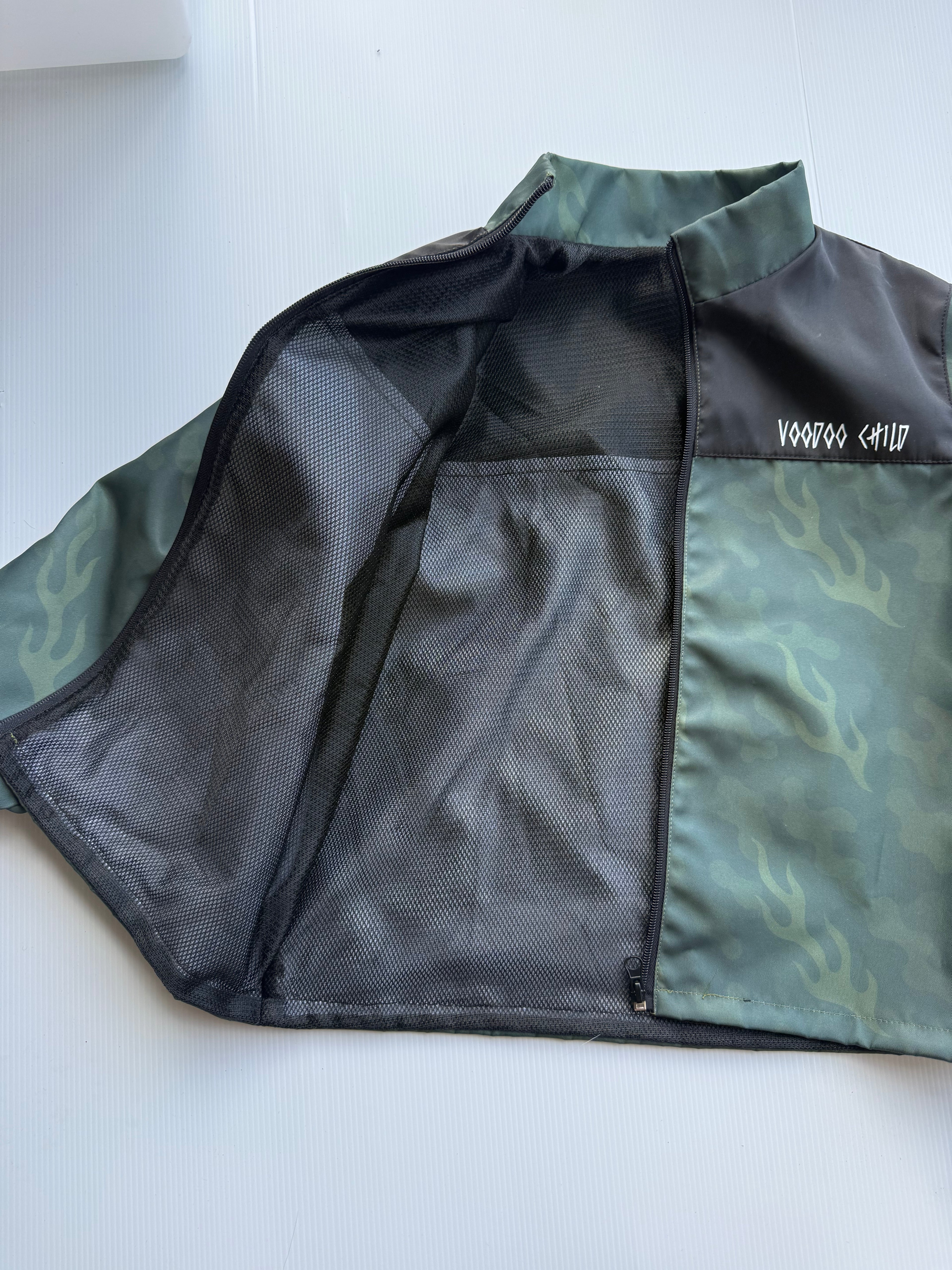 SIZE 6 CAMO RAINJACKET
