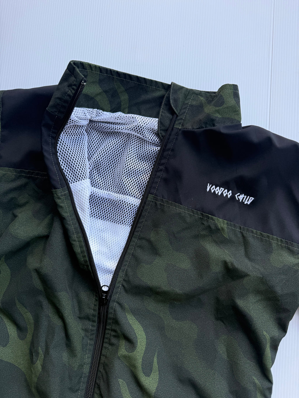 SIZE 6 Voodoo child camo windbreaker