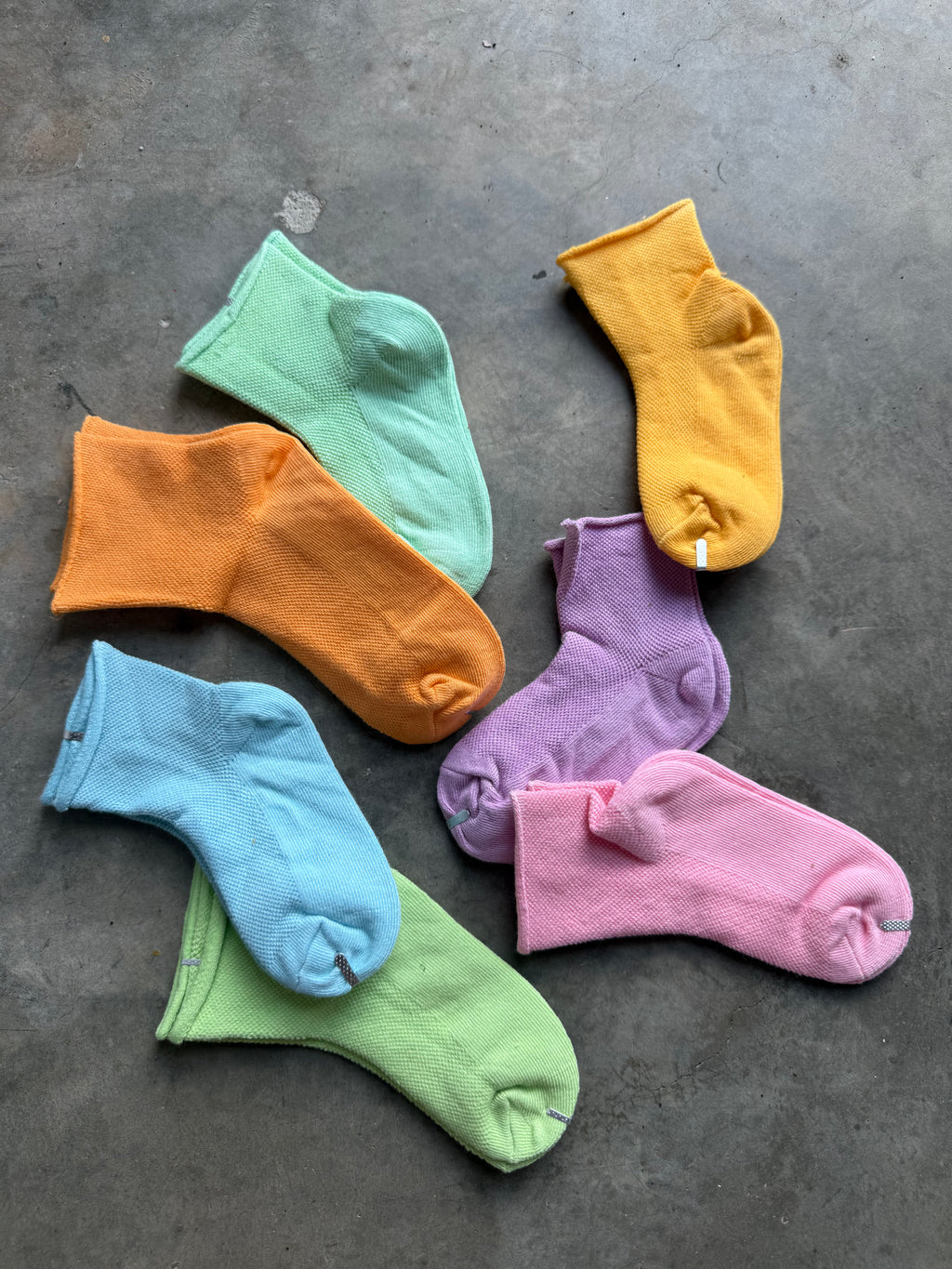 KNIT SOCKS