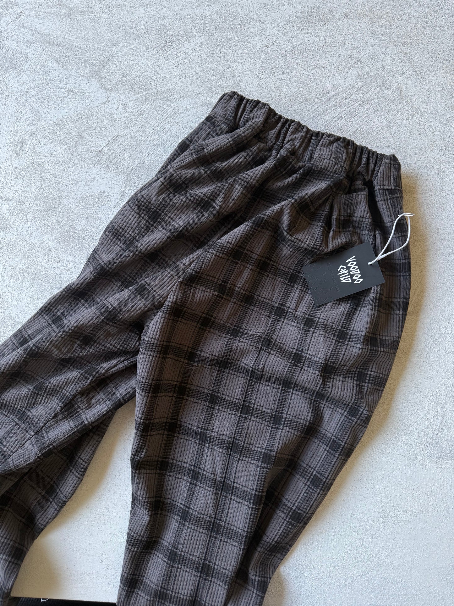 Plaid pants grey
